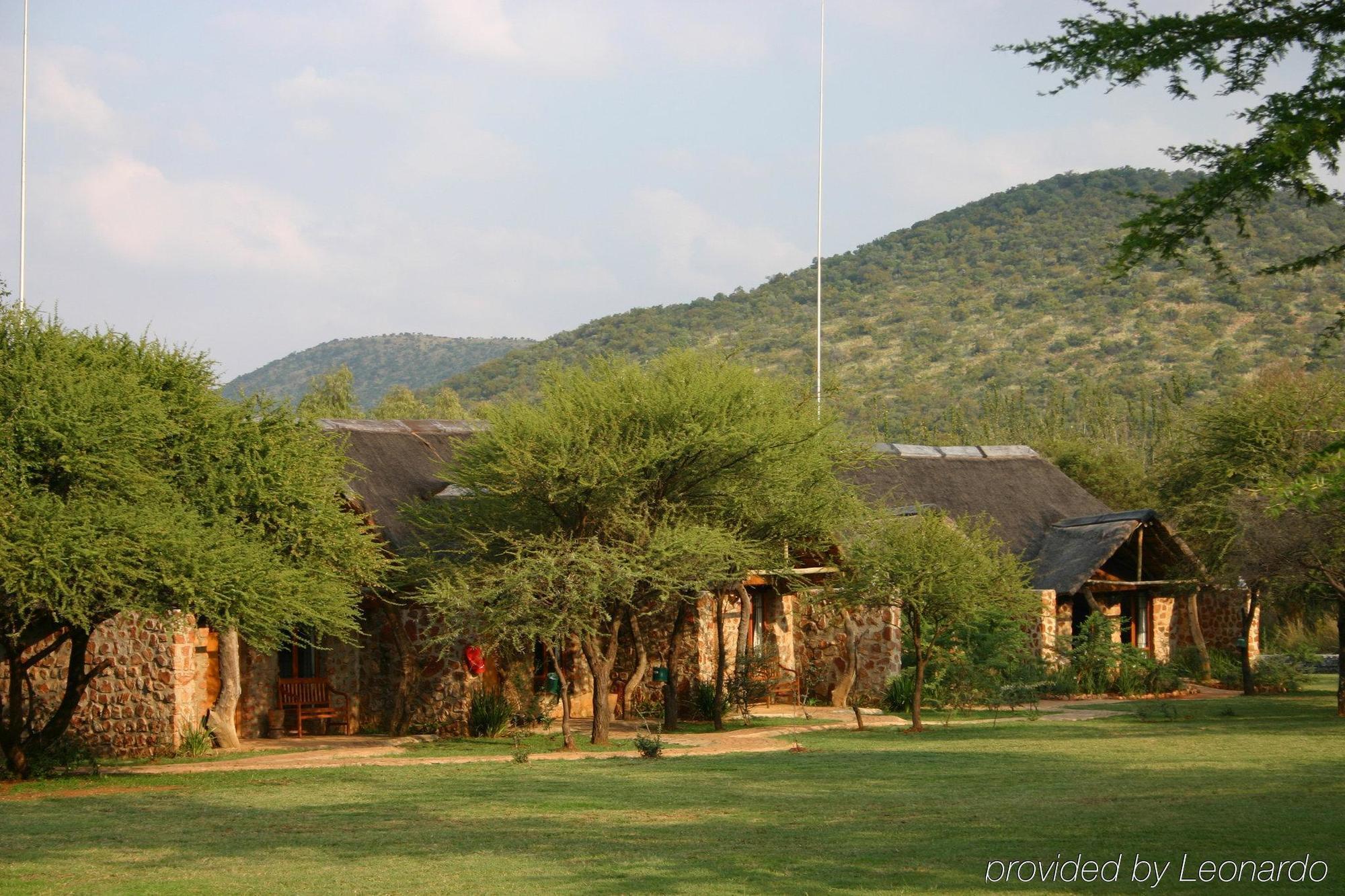 Phokeng Kedar Heritage Lodge, Conference Centre & Spa מראה חיצוני תמונה